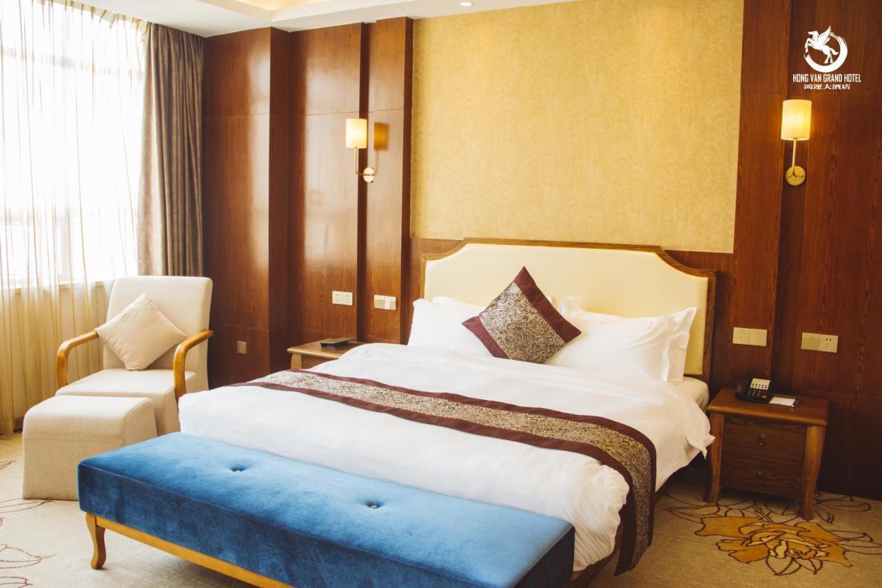 Hong Van Grand Hotel Mong Cai Eksteriør billede