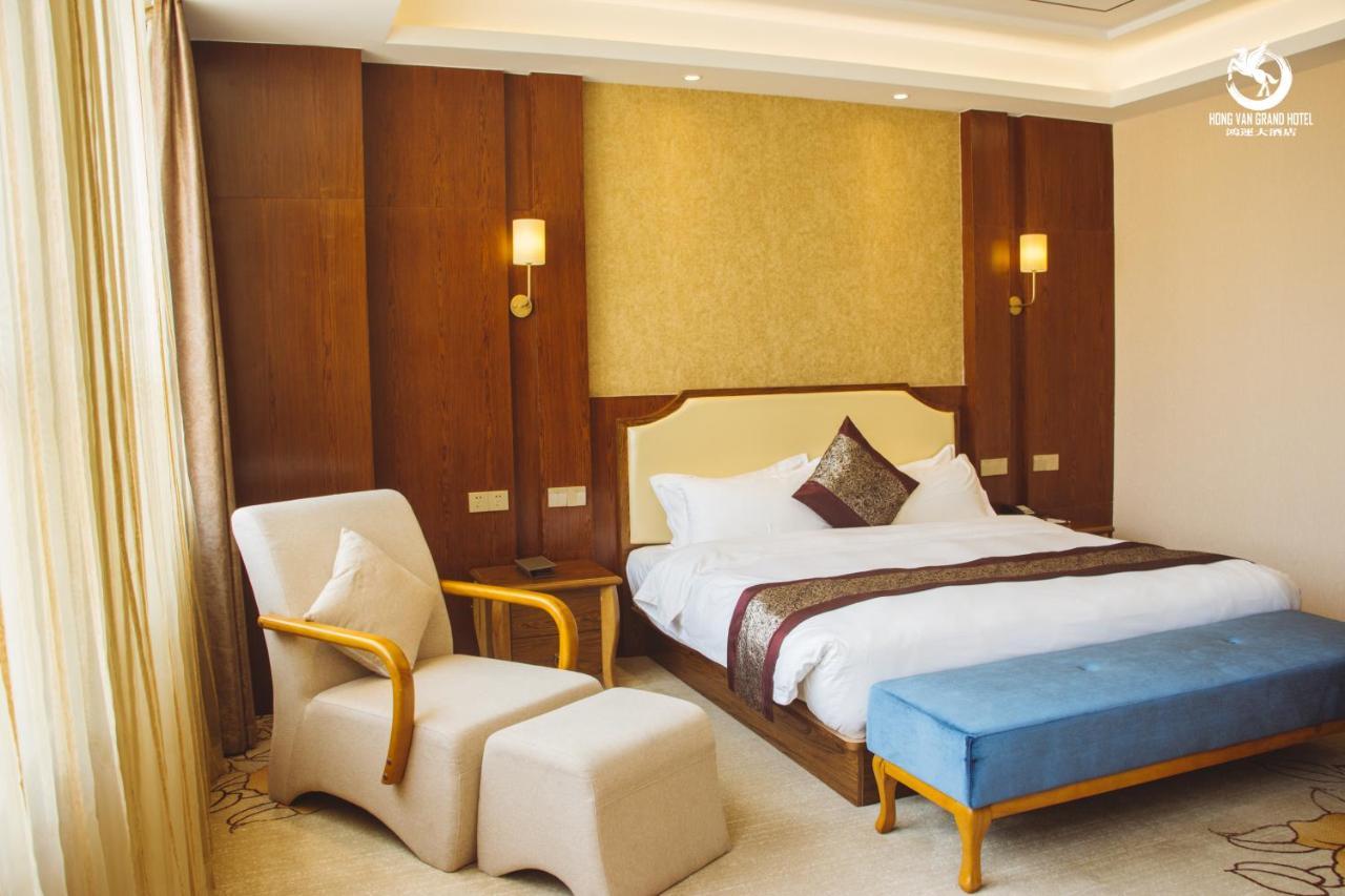 Hong Van Grand Hotel Mong Cai Eksteriør billede