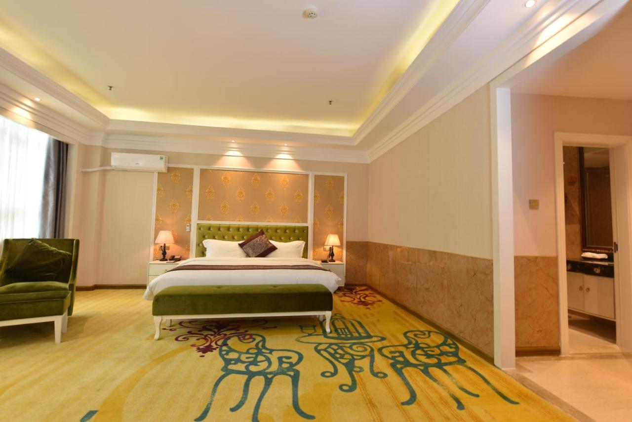 Hong Van Grand Hotel Mong Cai Eksteriør billede