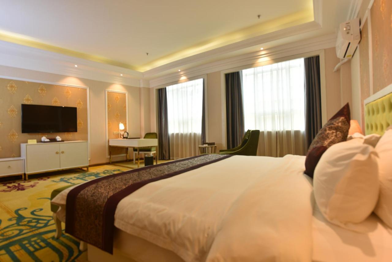 Hong Van Grand Hotel Mong Cai Eksteriør billede