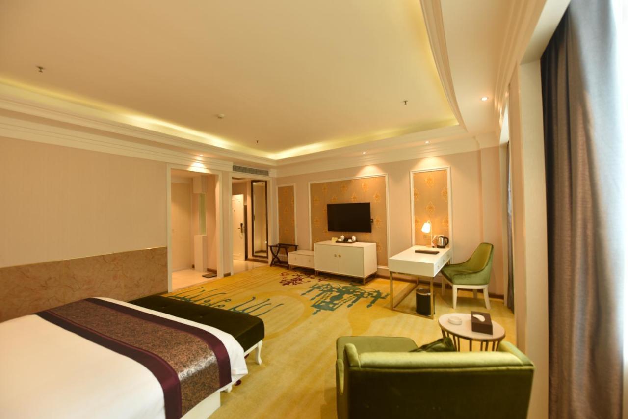 Hong Van Grand Hotel Mong Cai Eksteriør billede