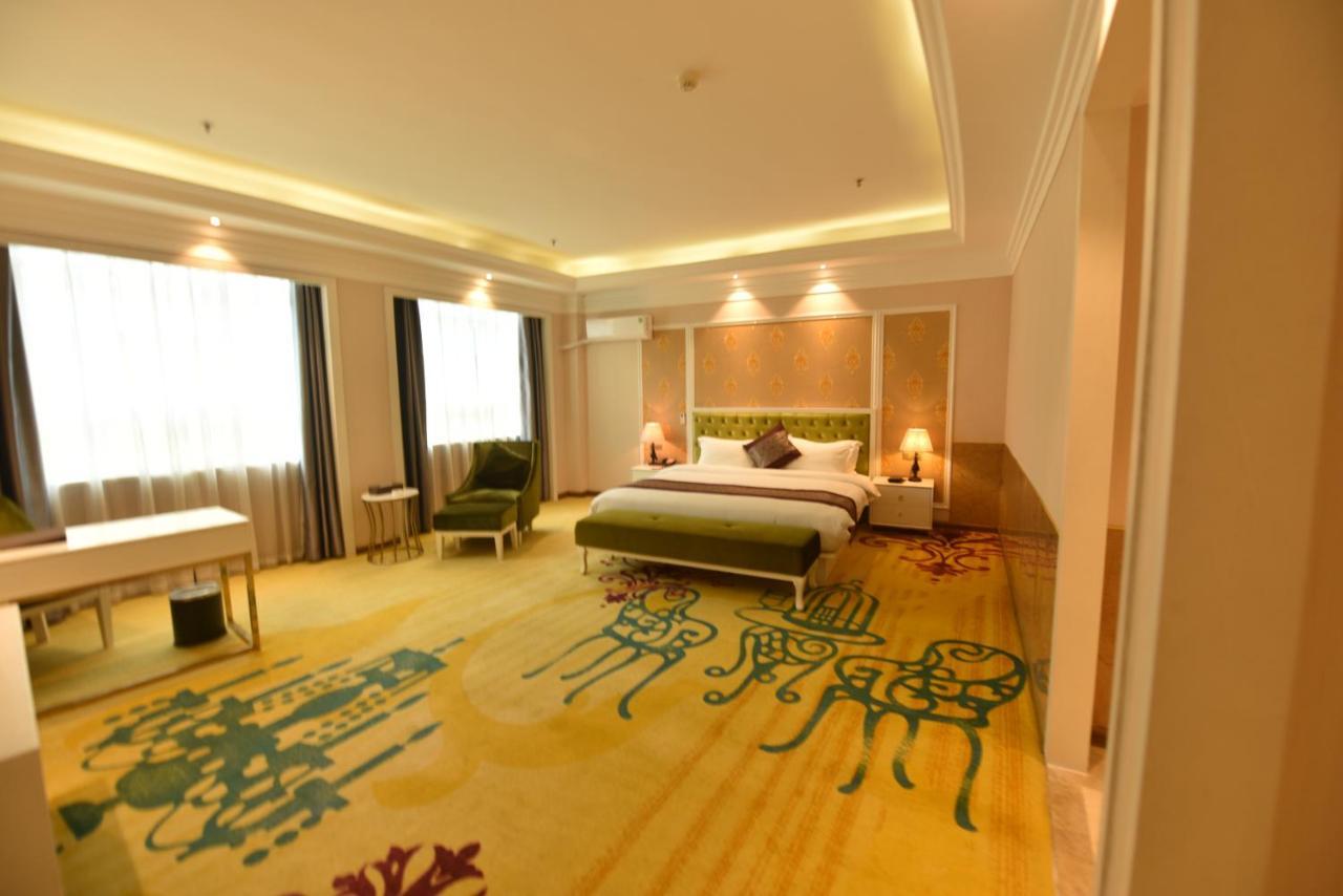 Hong Van Grand Hotel Mong Cai Eksteriør billede