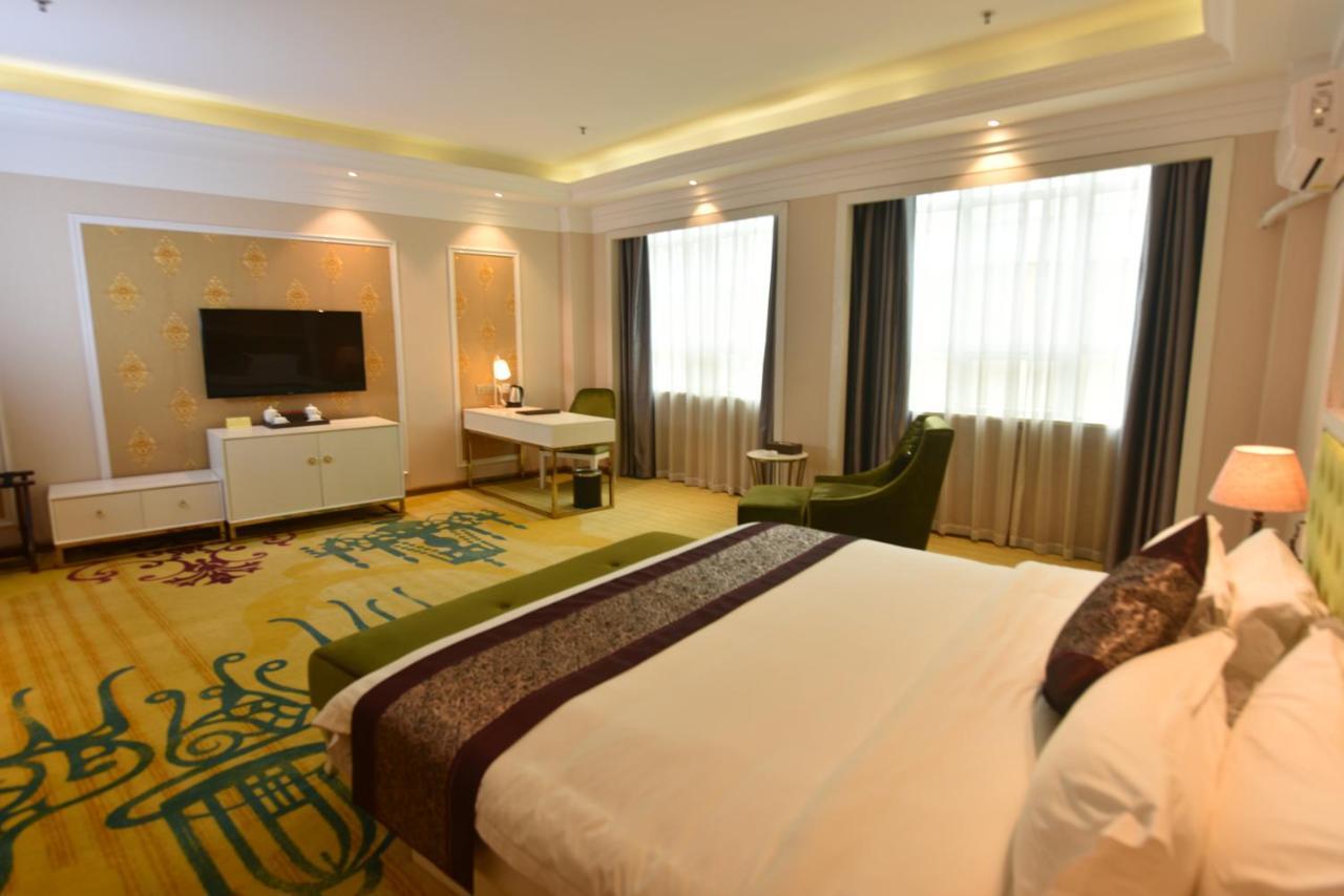 Hong Van Grand Hotel Mong Cai Eksteriør billede